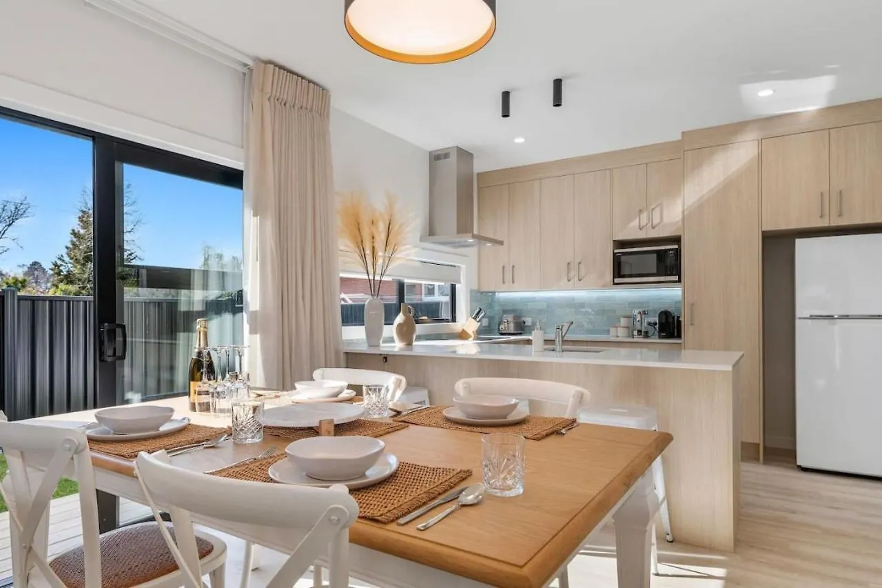 Taupo Townhouse Central Location Villa