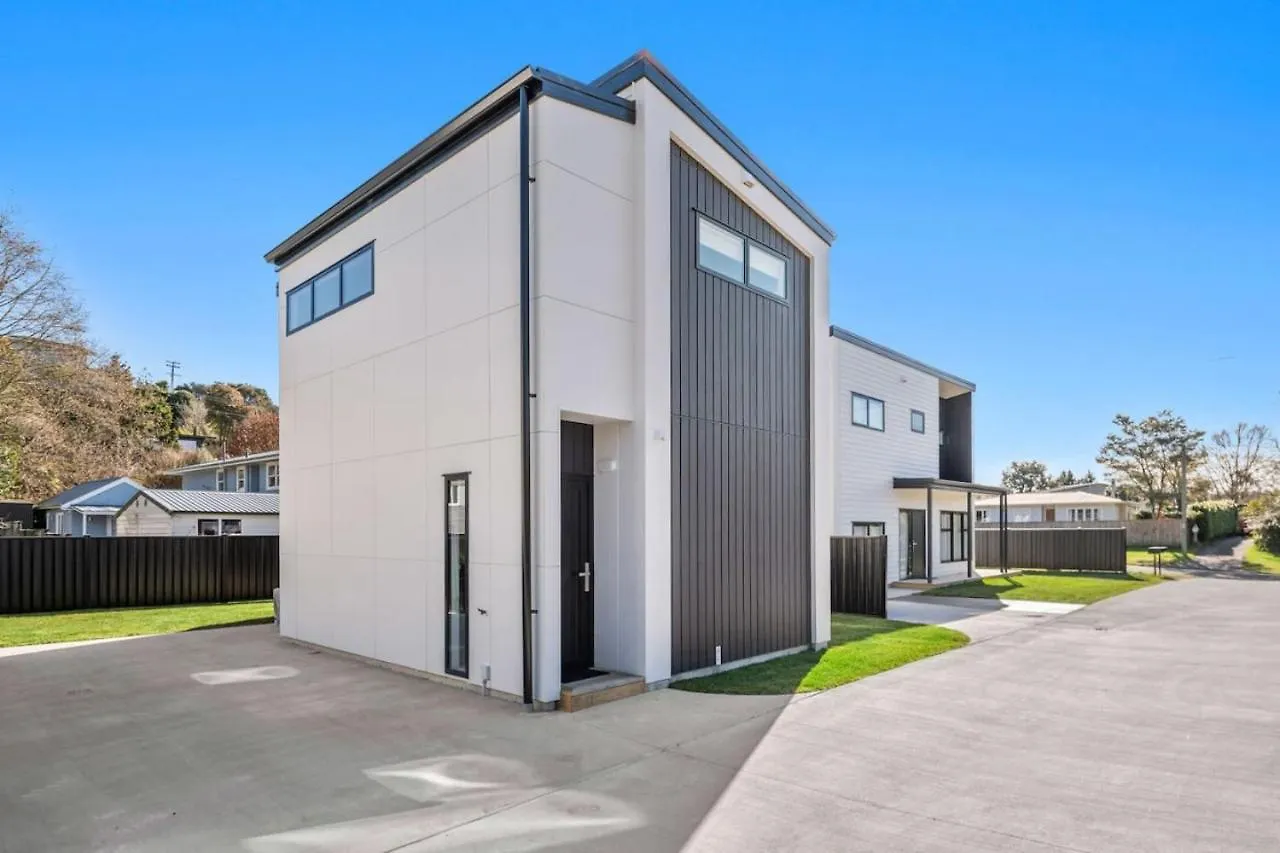 Taupo Townhouse Central Location Villa Holiday home